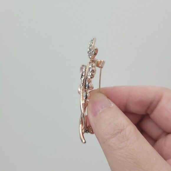 Brand New Rhinestone Purple Butterfly Brooch Pin - Picture 5 of 6